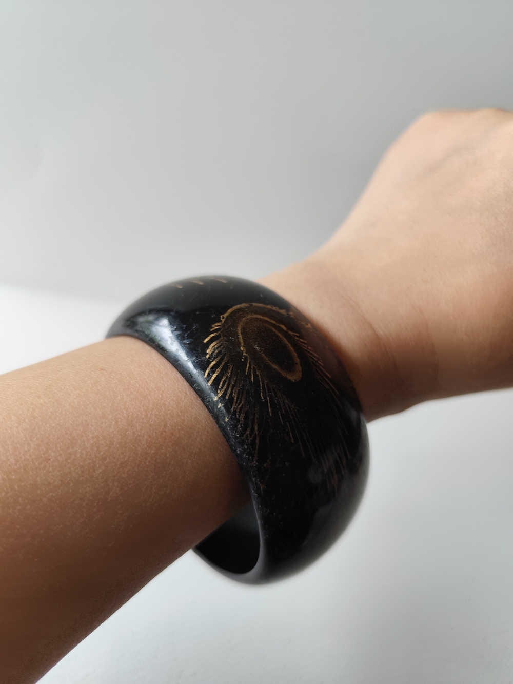 Vintage Black & Gold Peacock Bangle - Picture 6 of 6